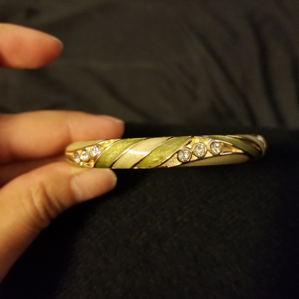Bracelet